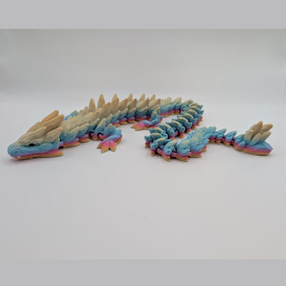 Dragon de roche - 26 pouces - Arc-en-ciel